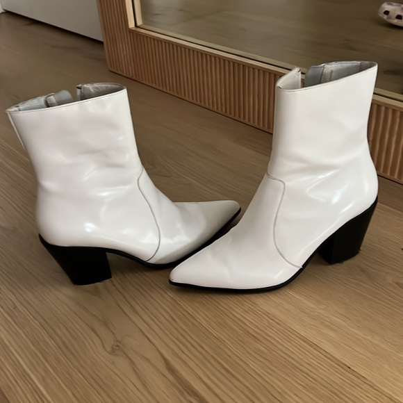 White leather Ace Jeffrey Campbell boots size 8 - Picture 6 of 6